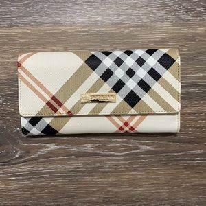 Burberry women wallet